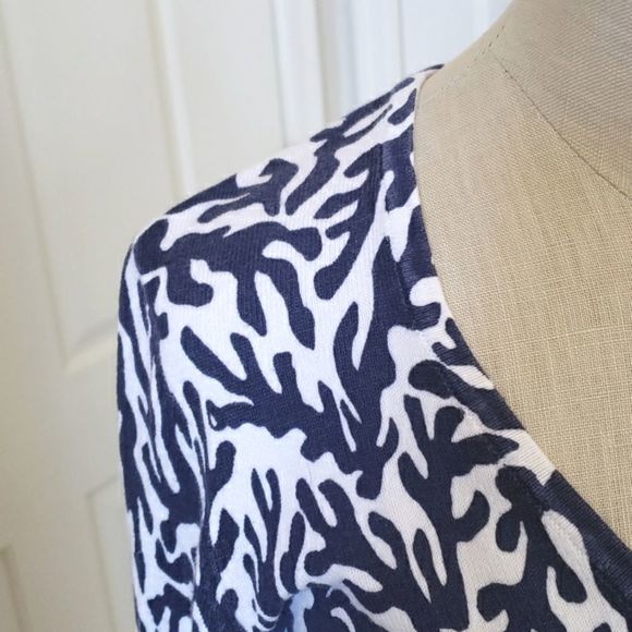 LILLY PULITZER Adelaide Vneck Cotton Sweater Navy Blue White Coral Pattern - Picture 6 of 11